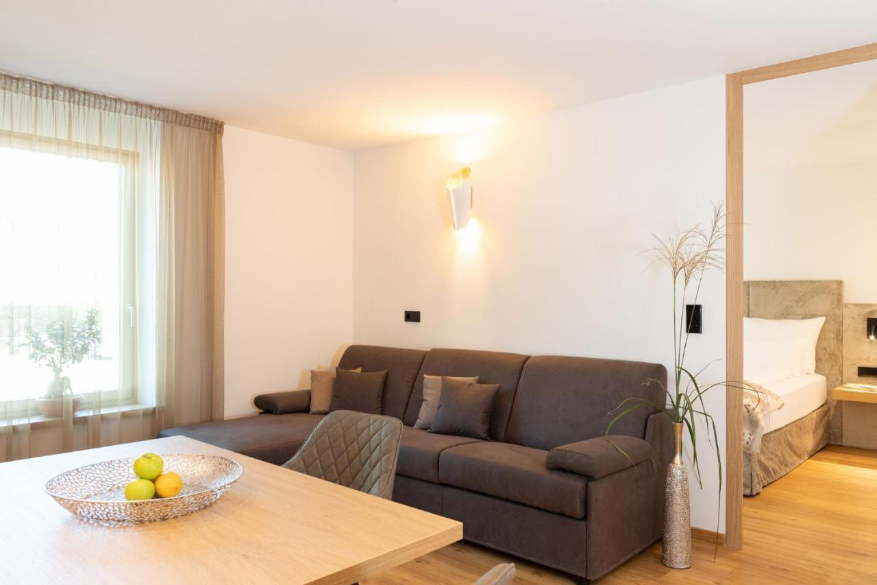 Nice Living Neue- Moderne Apartments Im Herzen Von Brixen - Kostenlose Brixencard - Ideal Fuer Familien, Paare, Geschaeftsreisende Und Allen Urlaubs Hungrigen Exteriér fotografie