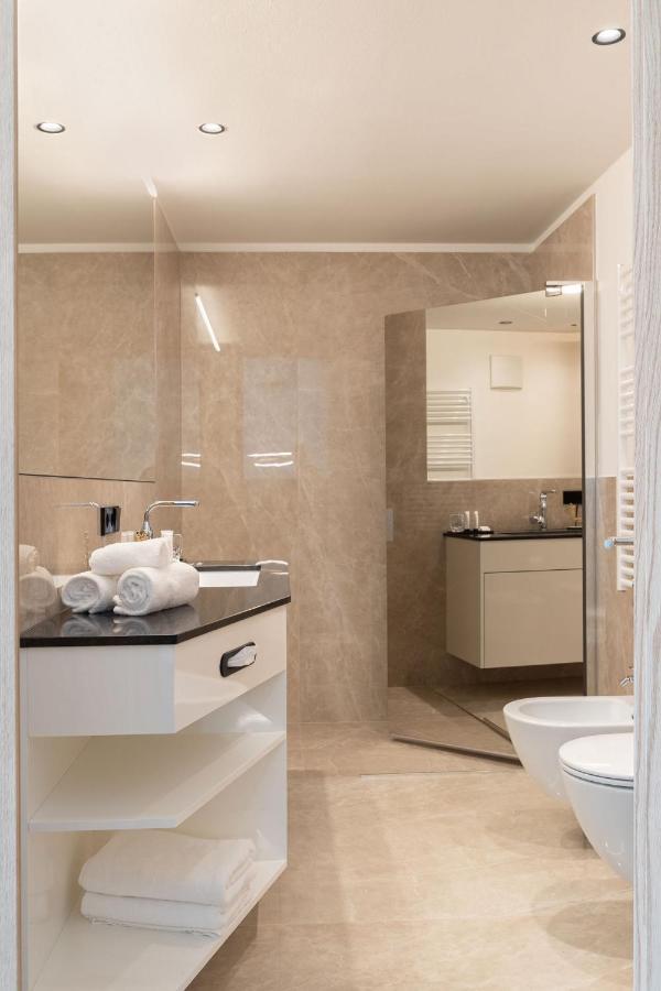 Nice Living Neue- Moderne Apartments Im Herzen Von Brixen - Kostenlose Brixencard - Ideal Fuer Familien, Paare, Geschaeftsreisende Und Allen Urlaubs Hungrigen Exteriér fotografie